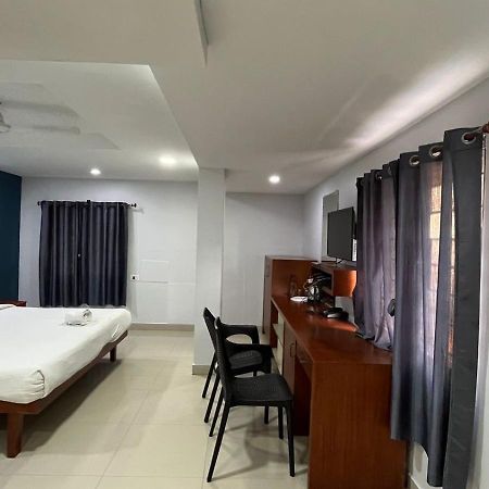 The Reach Hotel Коччи Экстерьер фото